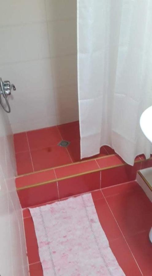 Guest House Qedi Jvari ภายนอก รูปภาพ