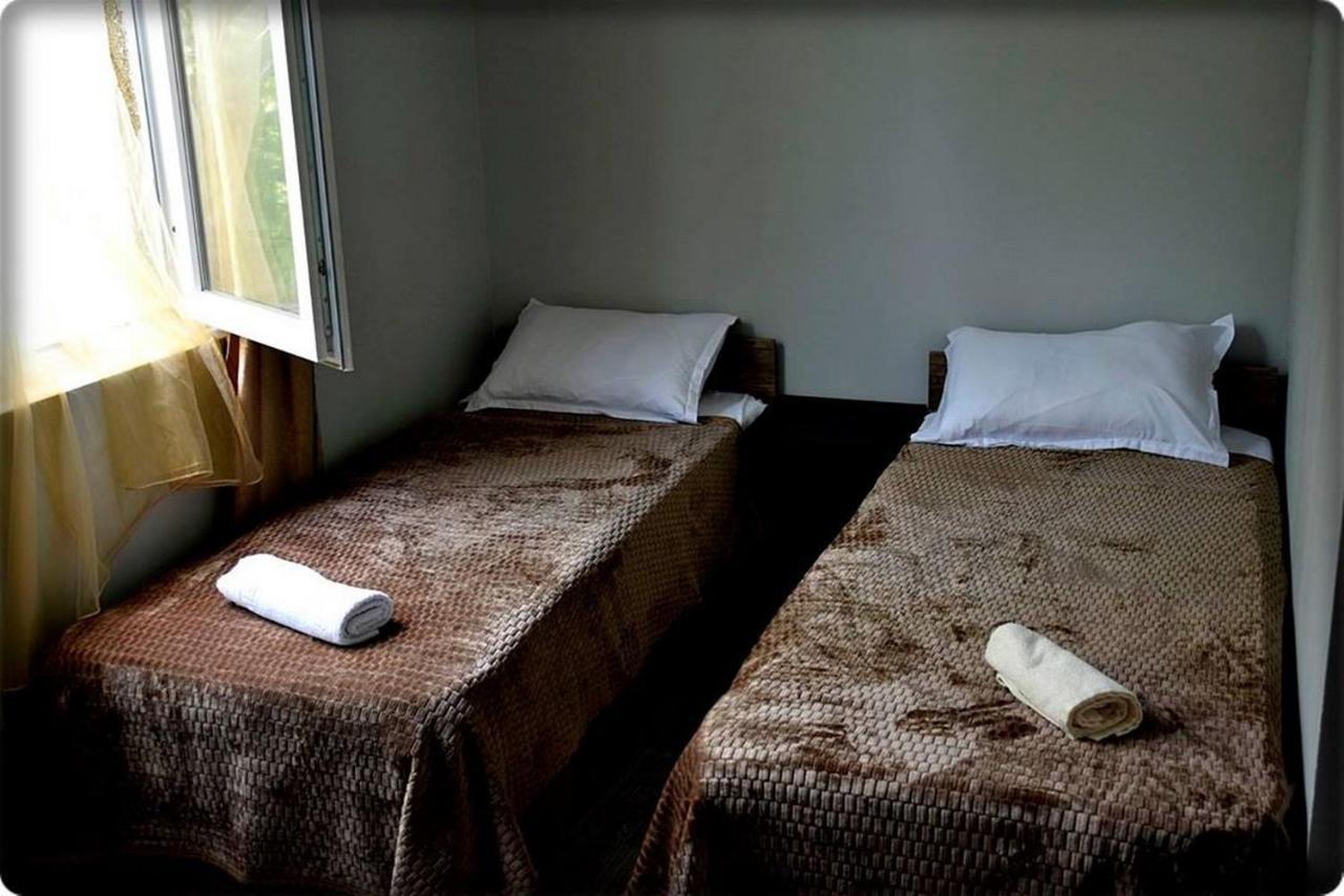 Guest House Qedi Jvari ภายนอก รูปภาพ