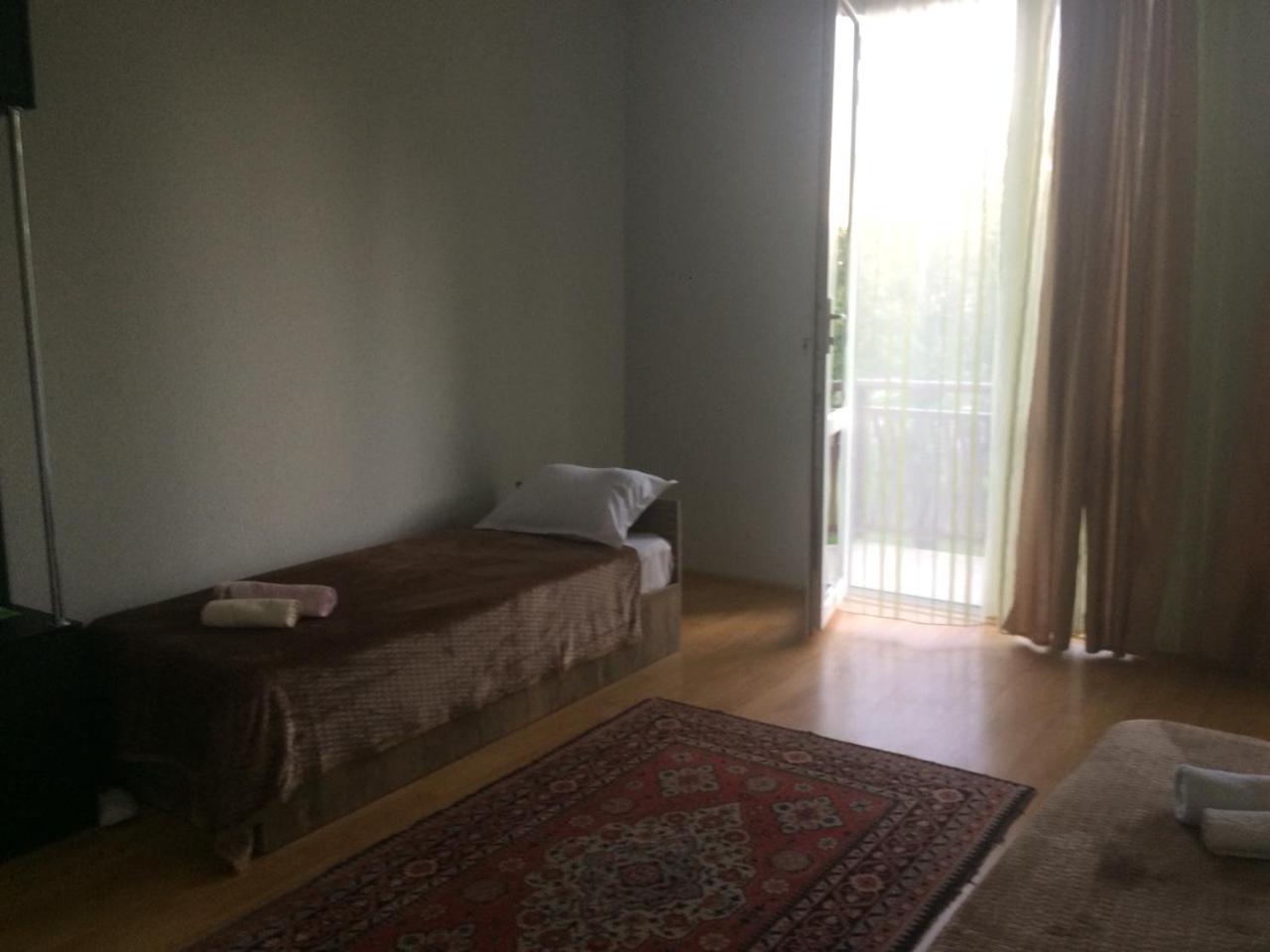 Guest House Qedi Jvari ภายนอก รูปภาพ