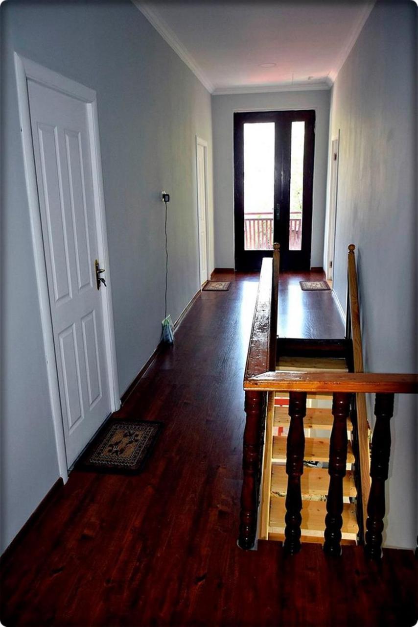 Guest House Qedi Jvari ภายนอก รูปภาพ
