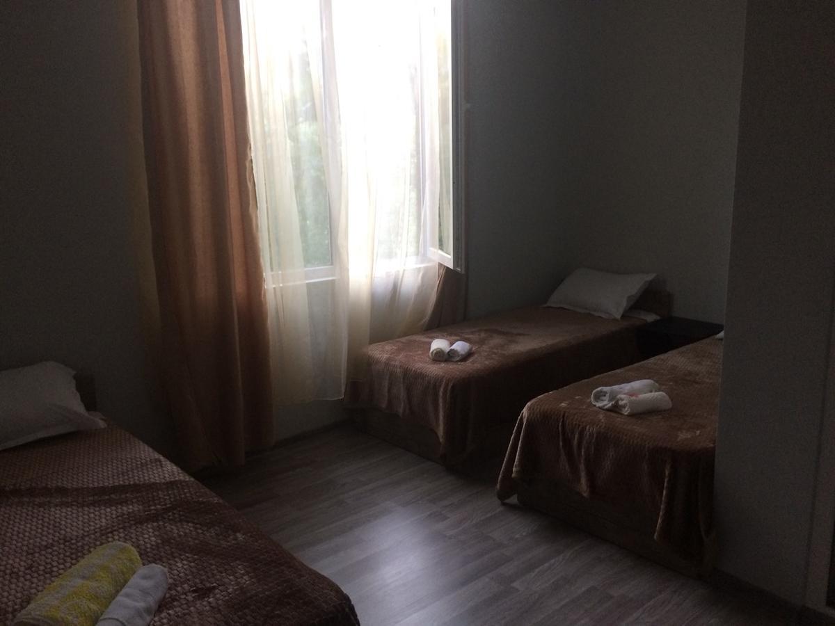 Guest House Qedi Jvari ภายนอก รูปภาพ